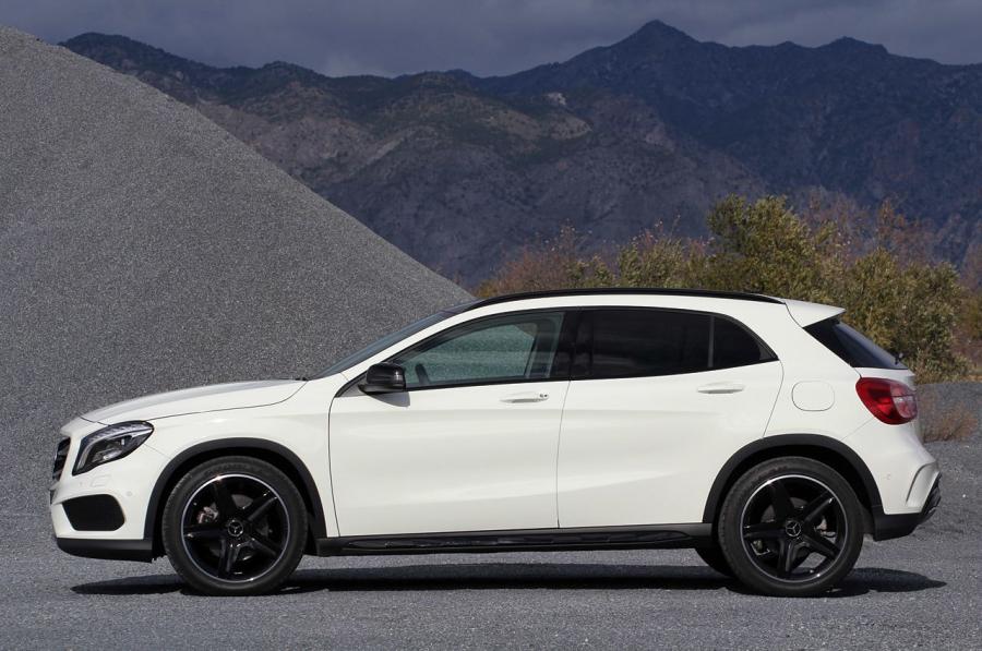  Mercedes-Benz GLA250 4Matic 2014 года  (фото 56 из 60)